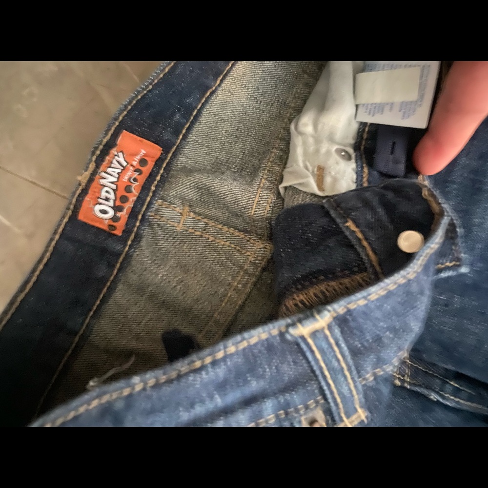 Old Navy Boy’s Skinny Jeans - Picture 3 of 4